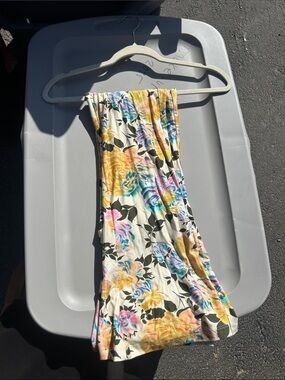 NWOT Novella Royale Iris Pants SZ L